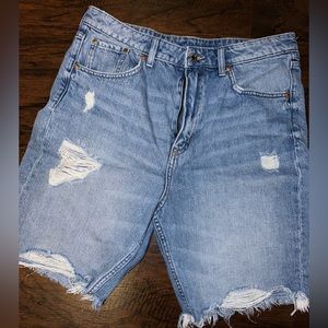 H&M High Waist Bermuda Shorts